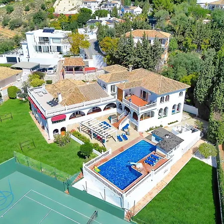 펜션 Luxurious Costa Del Sol